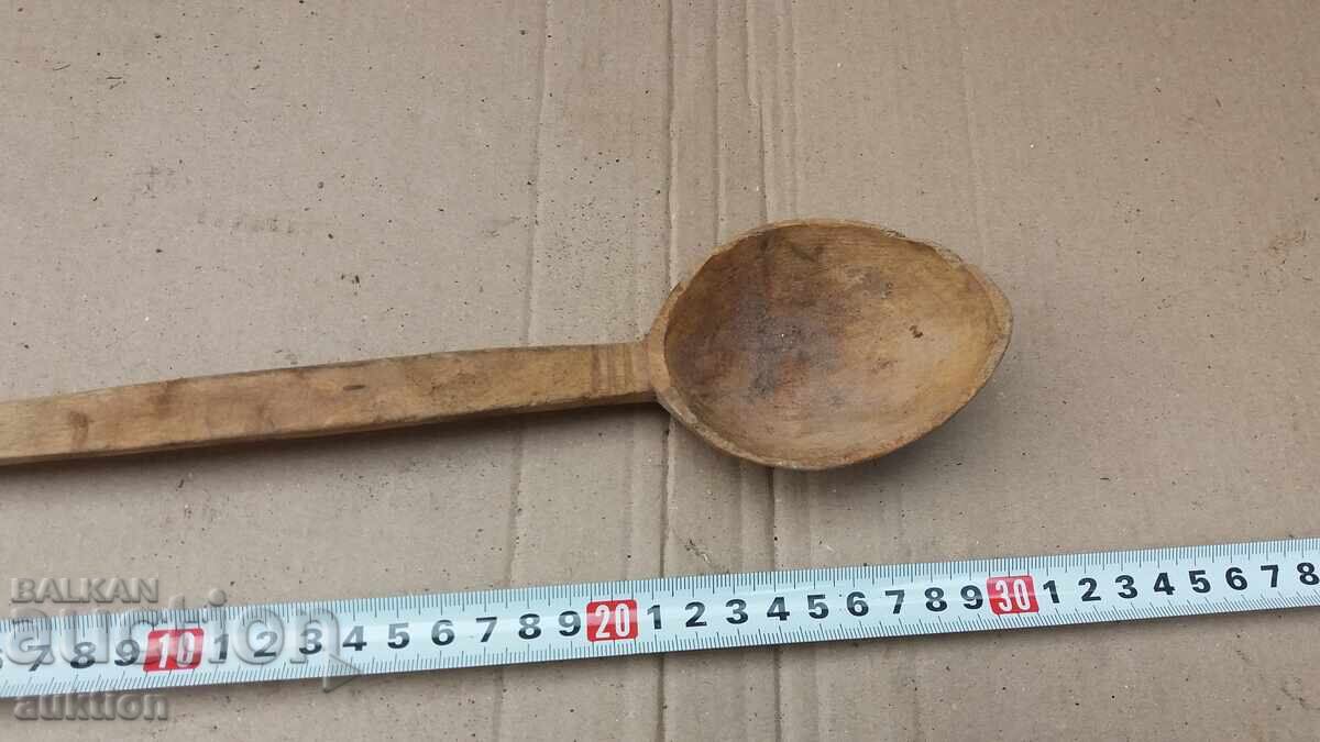 Licitație LINGURĂ VECHE DE LEMN Licitație LINGURĂ VECHE DE LEMN