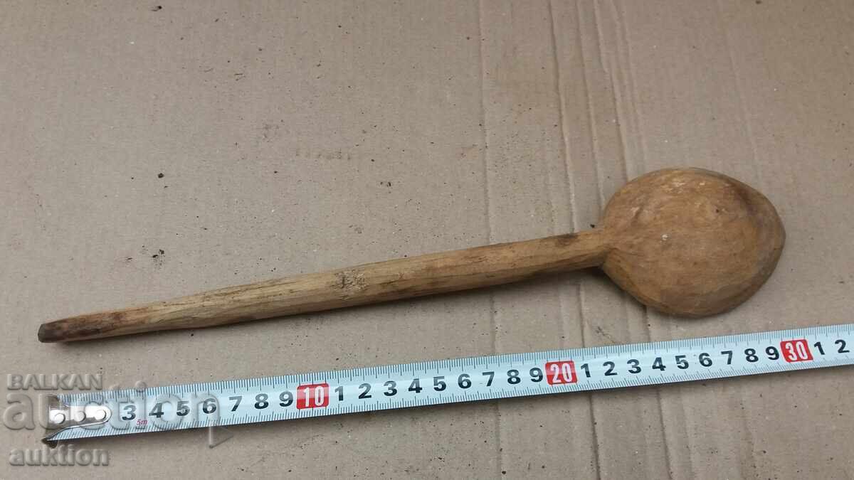 LINGURĂ VECHE DE LEMN - 5 LINGURĂ VECHE DE LEMN - 5