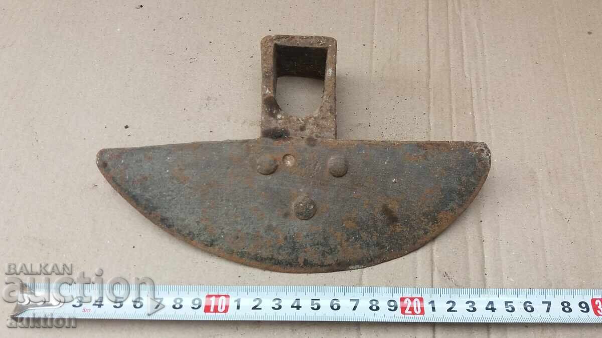 Аукцион СТАРА МАСИВНА МОТИКА