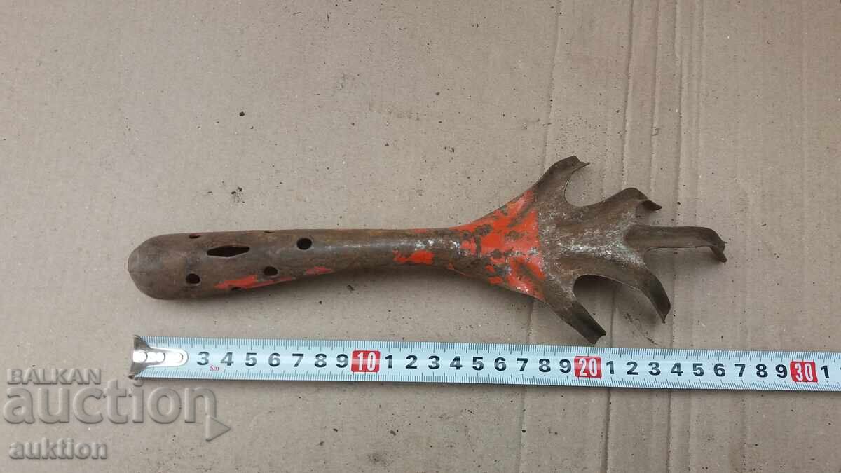 Δημοπρασία ΠΑΛΙΑ ΜΕΤΑΛΛΙΚΗ ΤΣΑΠΑ, ΤΣΑΠΙ