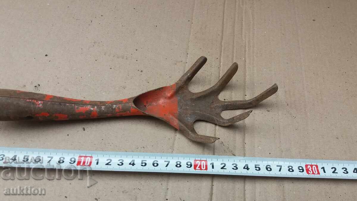 ΠΑΛΙΑ ΜΕΤΑΛΛΙΚΗ ΤΣΑΠΑ, ΤΣΑΠΙ - 5