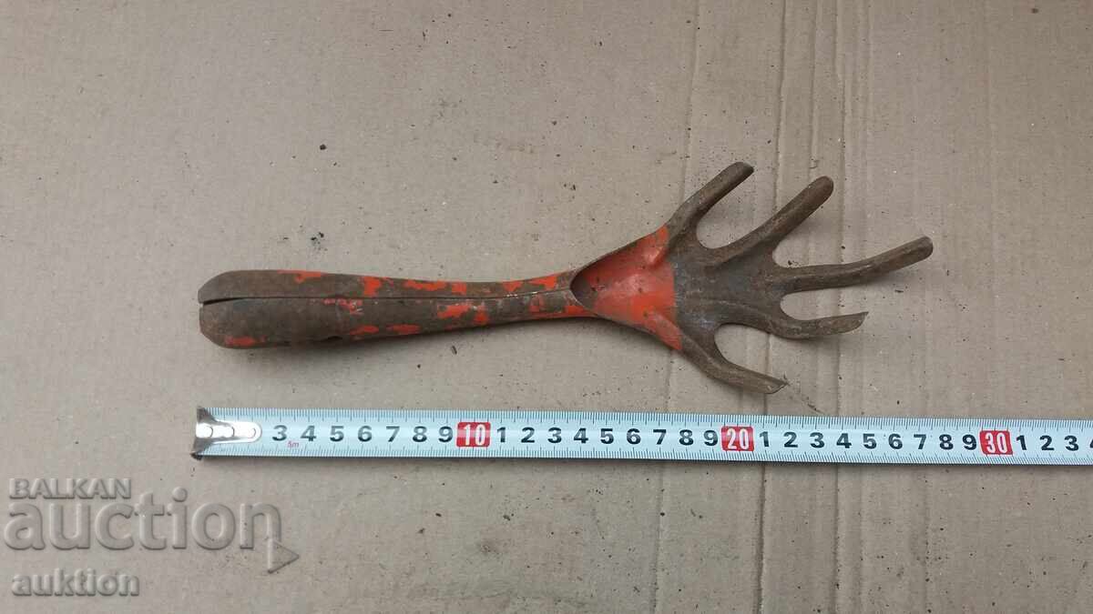 ΠΑΛΙΑ ΜΕΤΑΛΛΙΚΗ ΤΣΑΠΑ, ΤΣΑΠΙ - 6