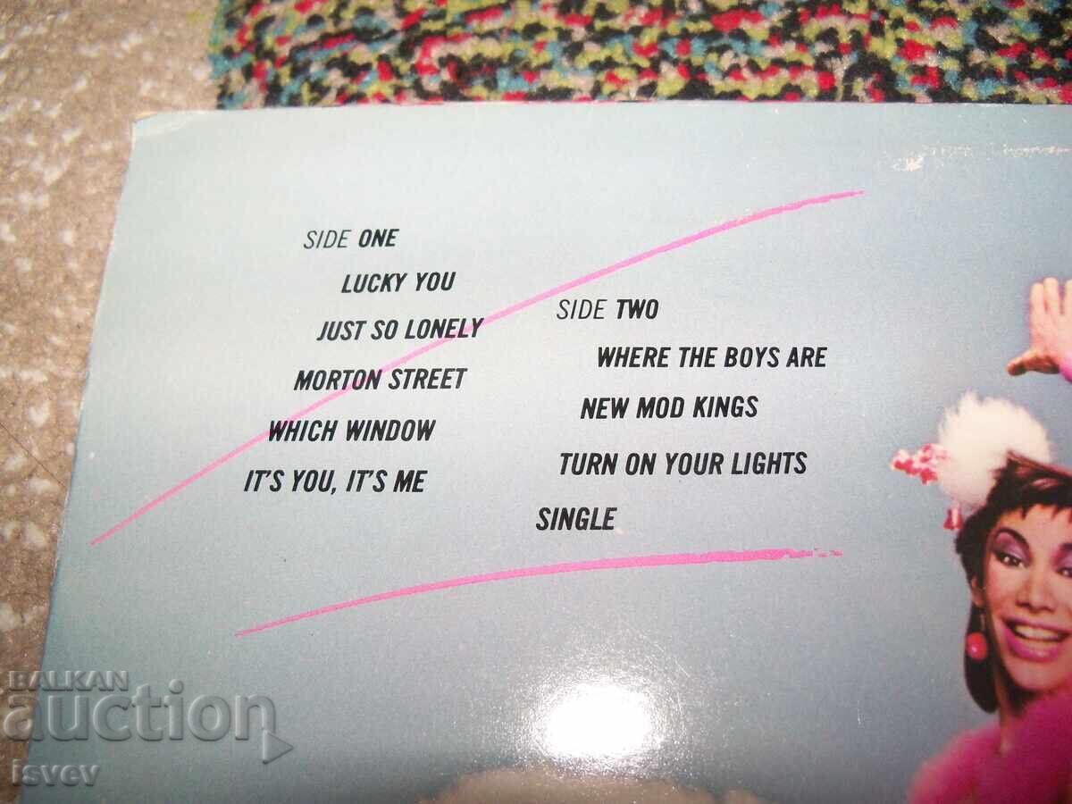 Auction Get Wet, 1981 album, excellent condition Auction Get Wet, 1981 album, excellent condition