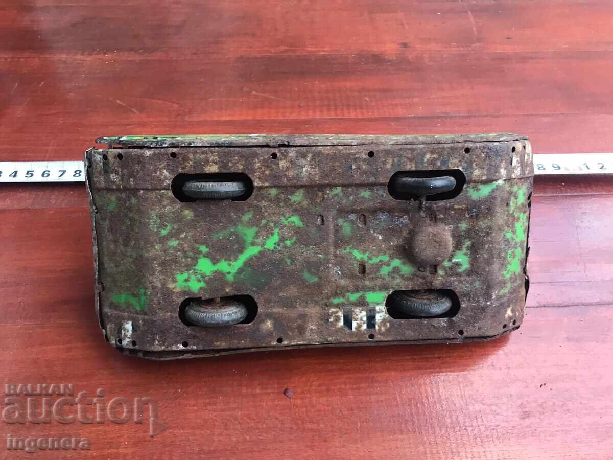 Delivery of TOY CAR (Tin) FOR PARTS OR RESTORATION Delivery of TOY CAR (Tin) FOR PARTS OR RESTORATION