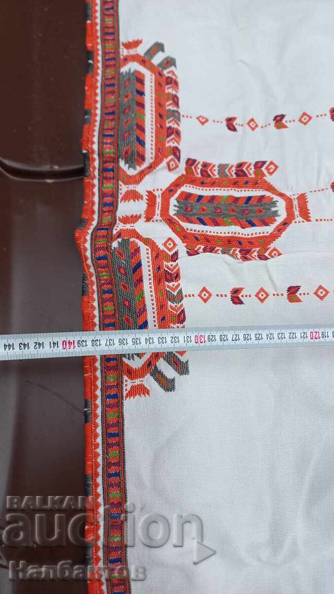 Auction OLD EMBROIDERED SQUARE COVER EMBROIDERY Auction OLD EMBROIDERED SQUARE COVER EMBROIDERY