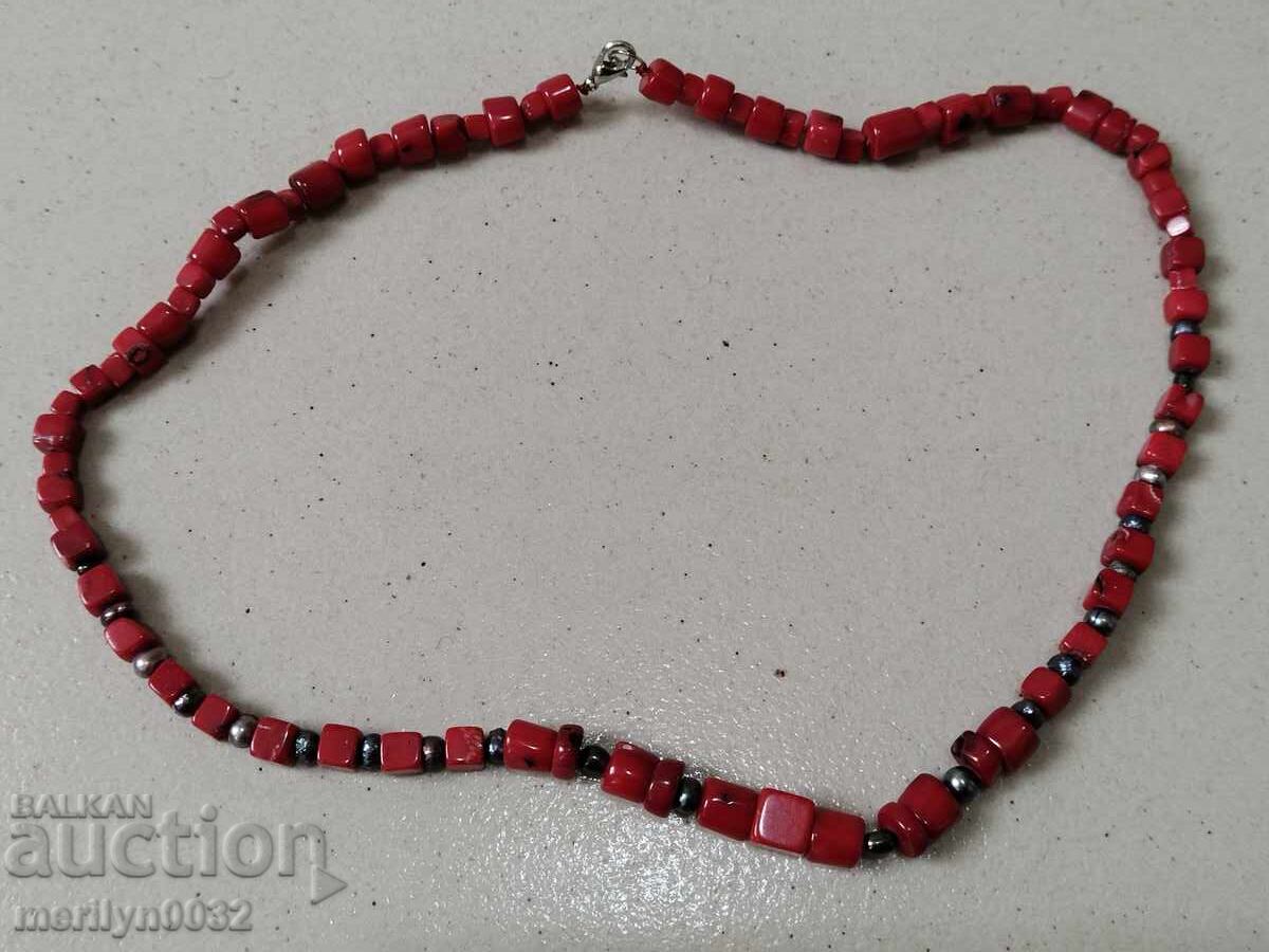 Стар градски гердан от корали колие, бижу, накит Стар градски гердан от корали колие, бижу, накит