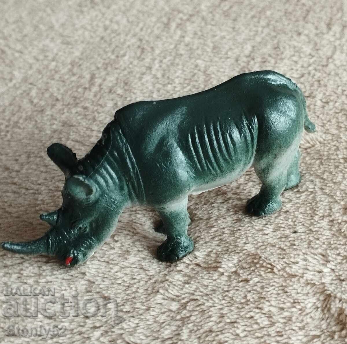 Plastic Rhinoceros Figure, dimensions 8/4 cm with price 5.00 BGN | € 2.56 Plastic Rhinoceros Figure, dimensions 8/4 cm with price 5.00 BGN | € 2.56