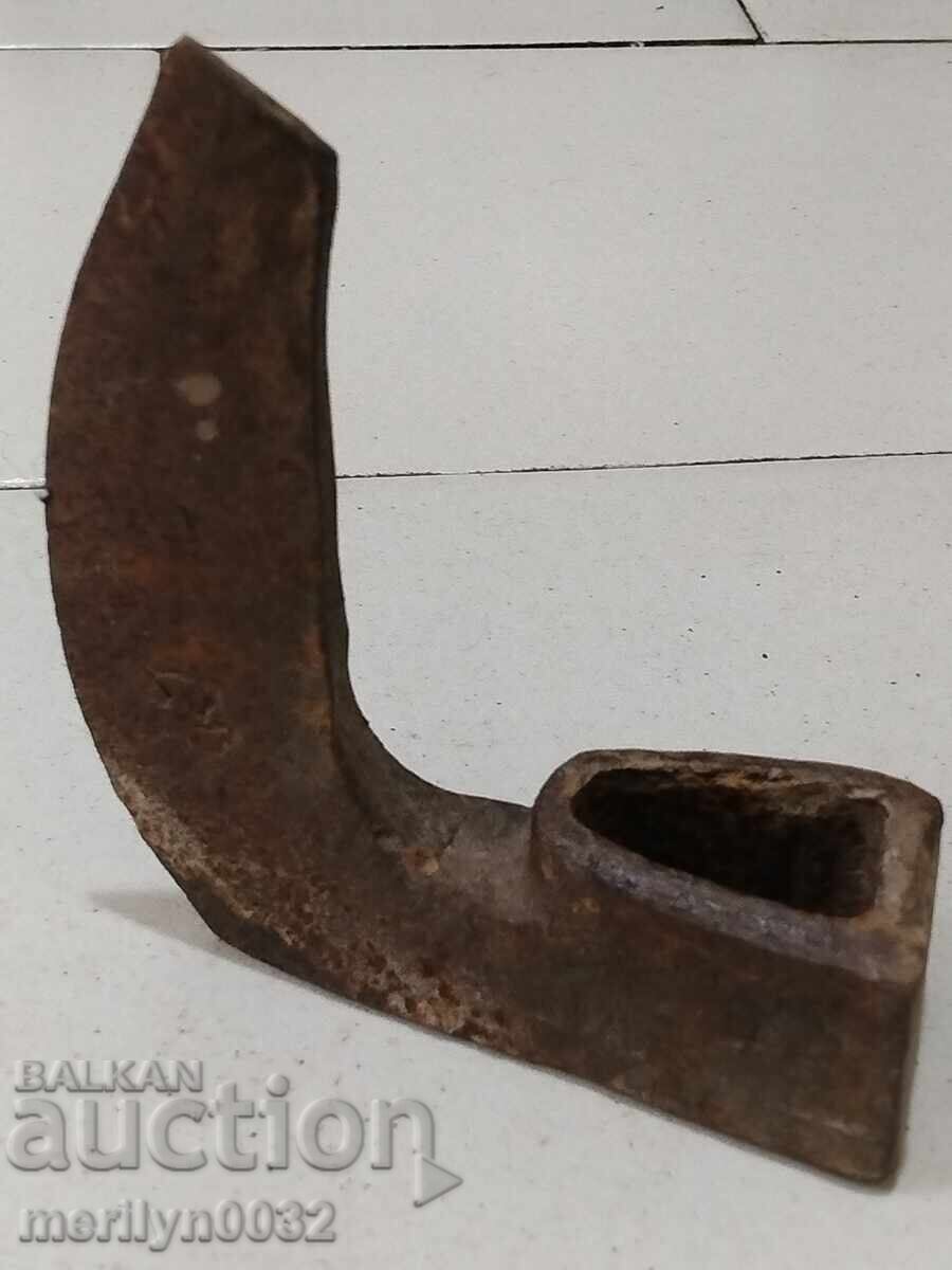 Δημοπρασία Παλιό εργαλείο τσεκούρι σφυρήλατο σίδερο