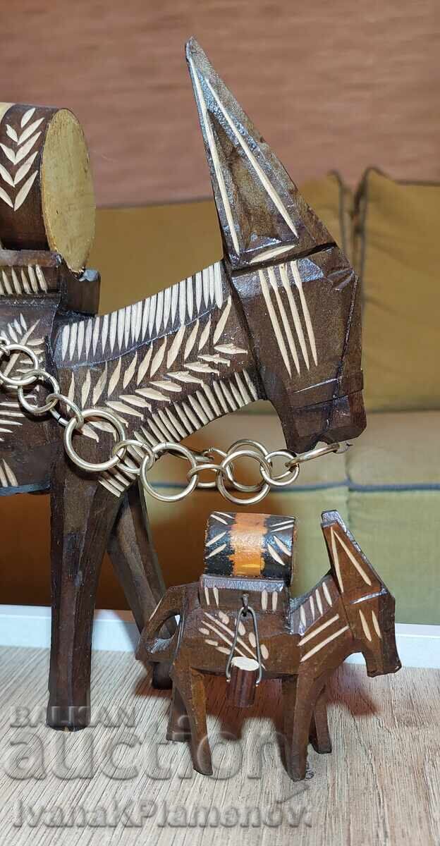 Auction  Woodcarving: 4 figures for connoisseurs