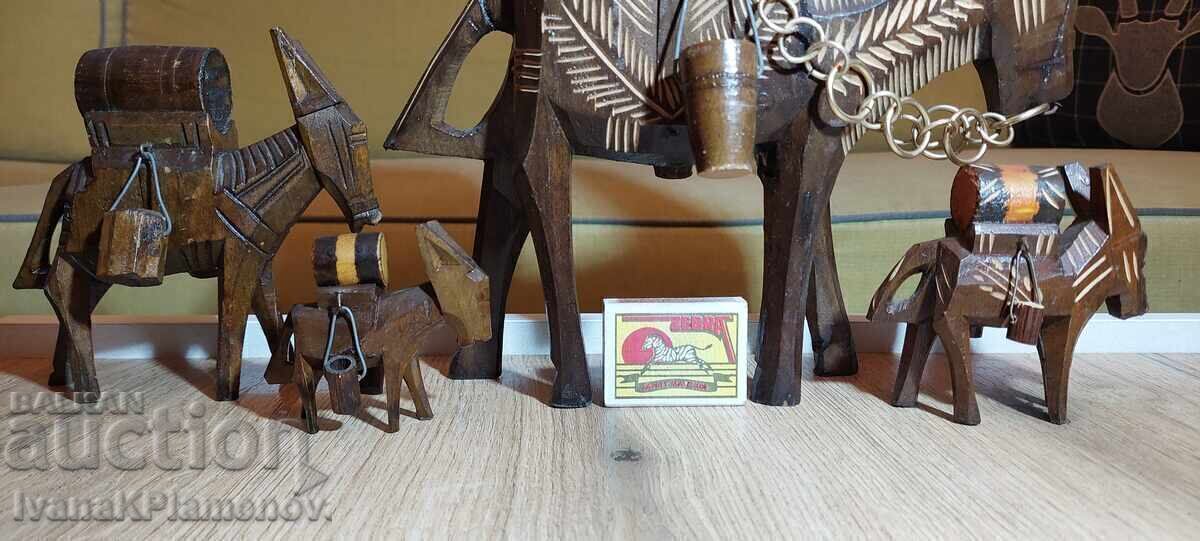 Woodcarving: 4 figures for connoisseurs - 7