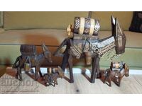 Sculptură în lemn, 4 figuri pentru cunoscători