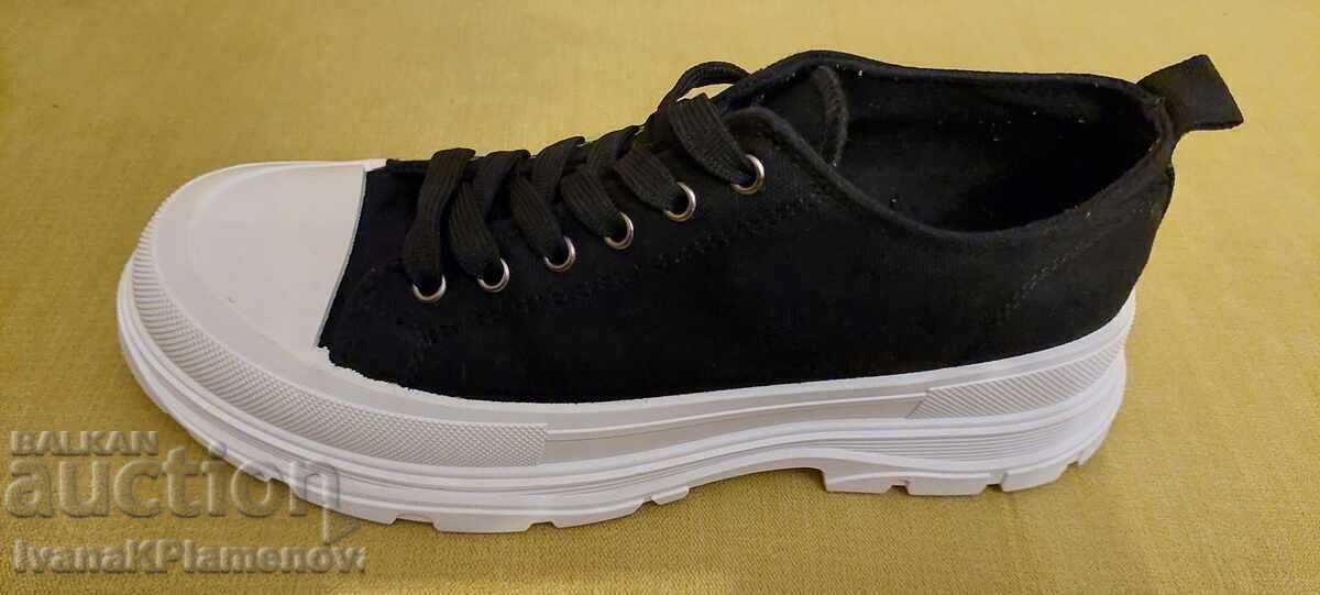 Παράδοση Παπούτσια αθλητικά γυναικεία νούμερο 39