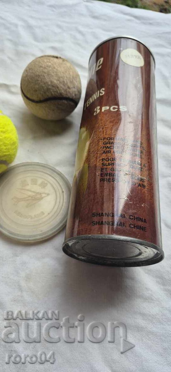 Livrarea TENIS - MINGI - CUTIE METALICĂ Livrarea TENIS - MINGI - CUTIE METALICĂ