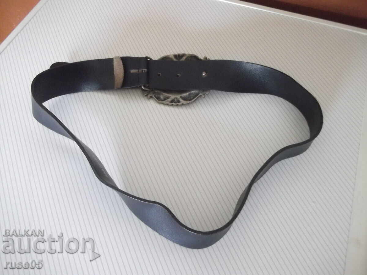Licitație Curea de piele Licitație Curea de piele