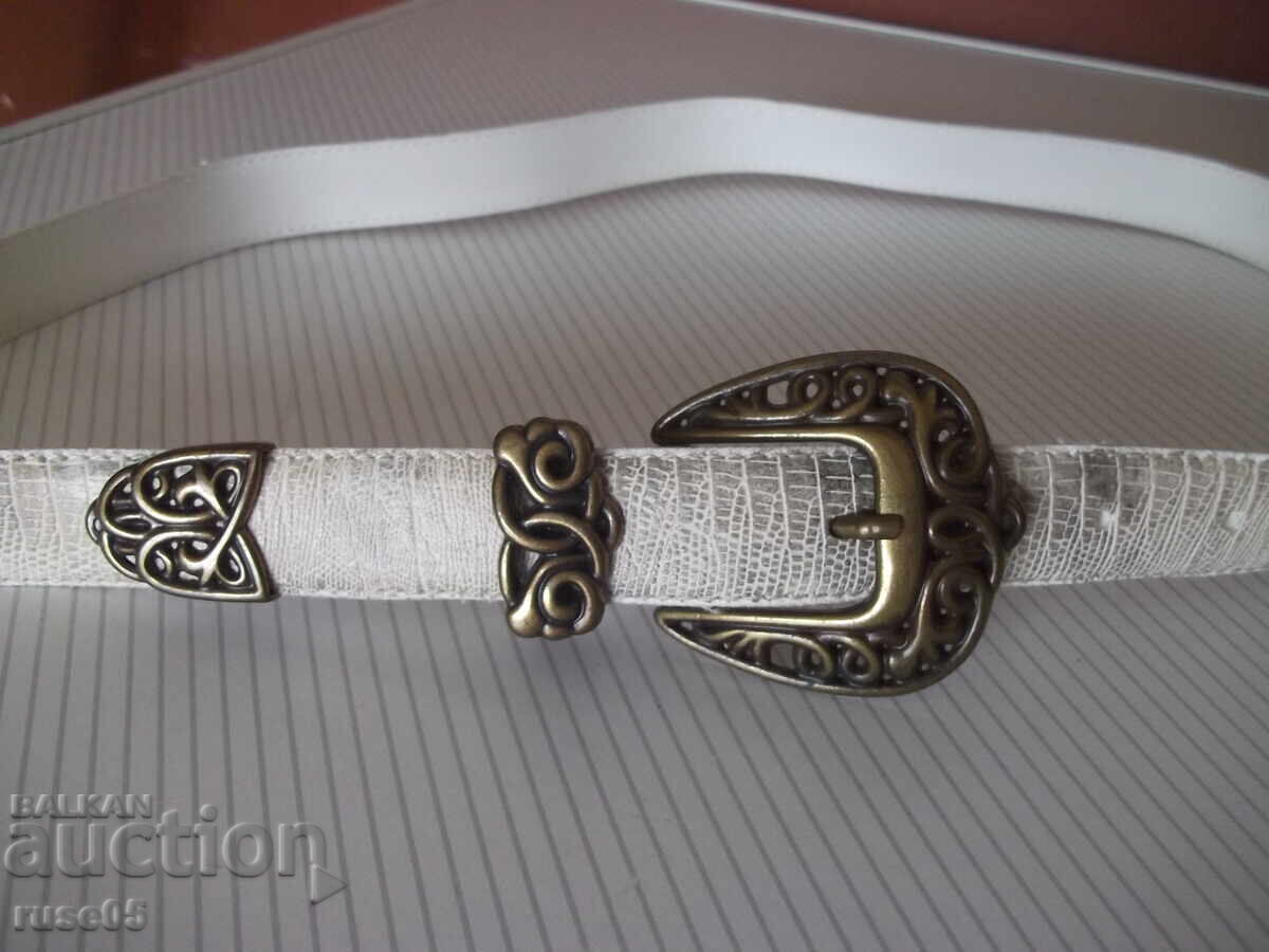 centura cu preț 6.00 BGN | € 3.07