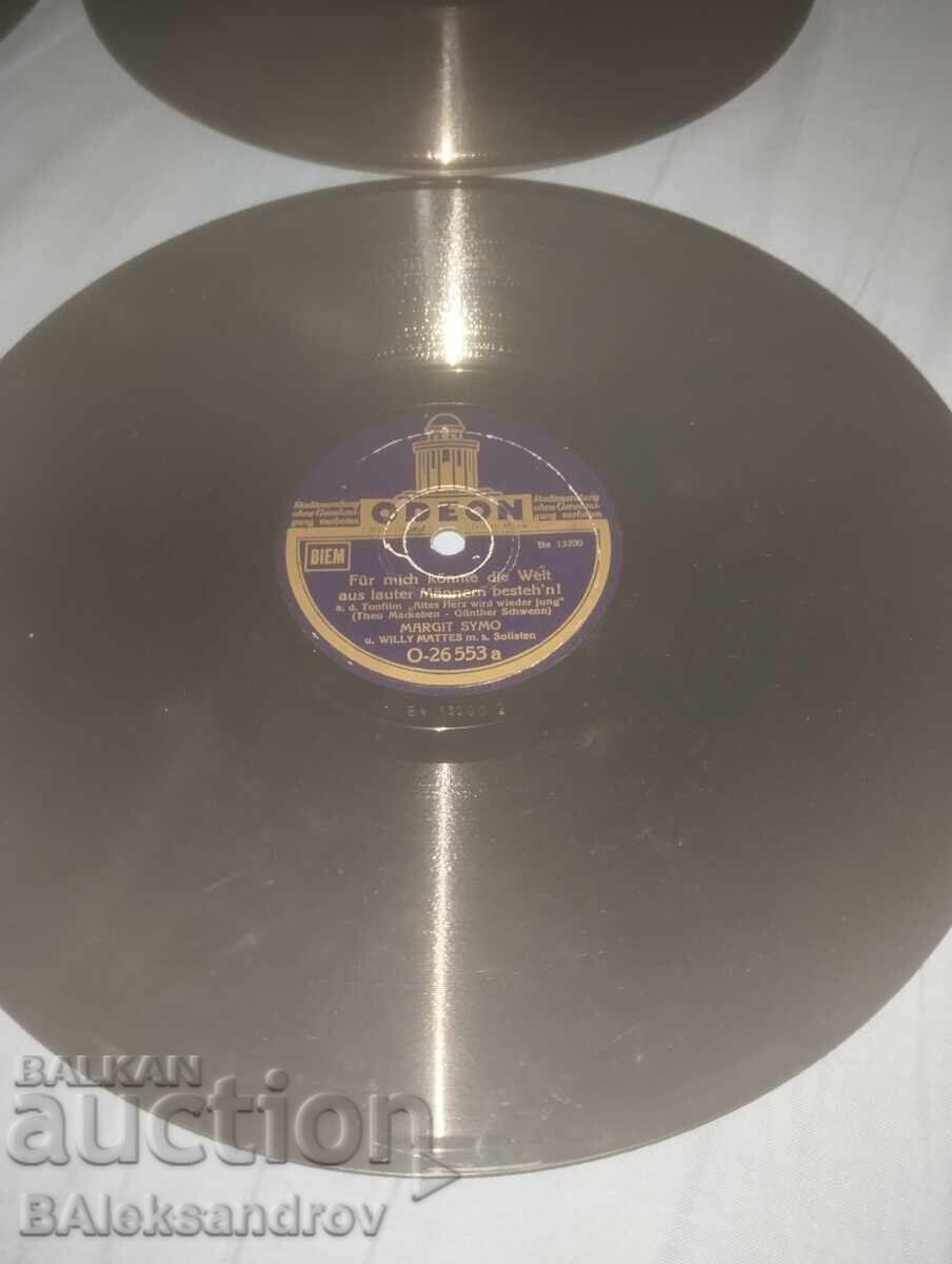 Delivery of Lot of old bakelite records Delivery of Lot of old bakelite records