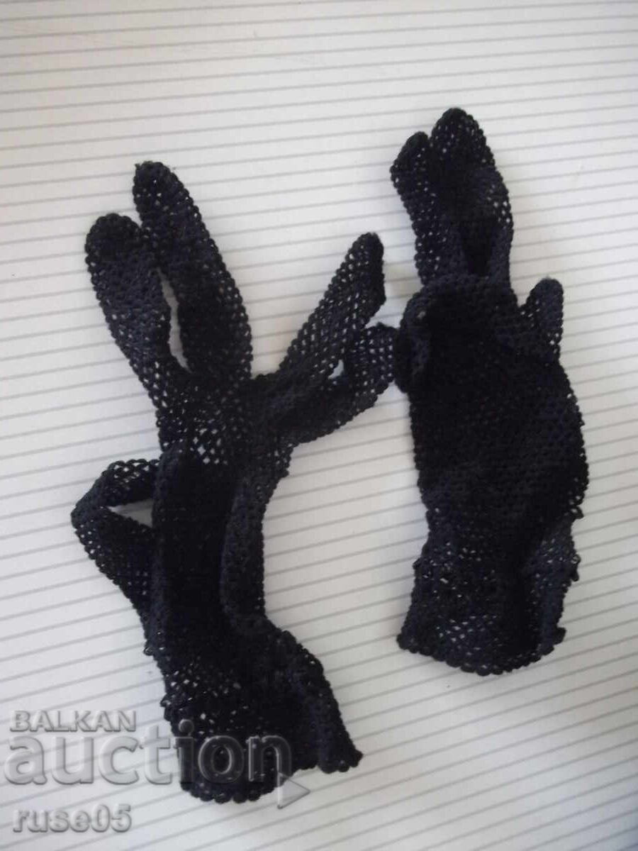Woman's bag in a crochet pattern and gloves on 1 hook, old with price 20.00 BGN | € 10.23 Woman's bag in a crochet pattern and gloves on 1 hook, old with price 20.00 BGN | € 10.23