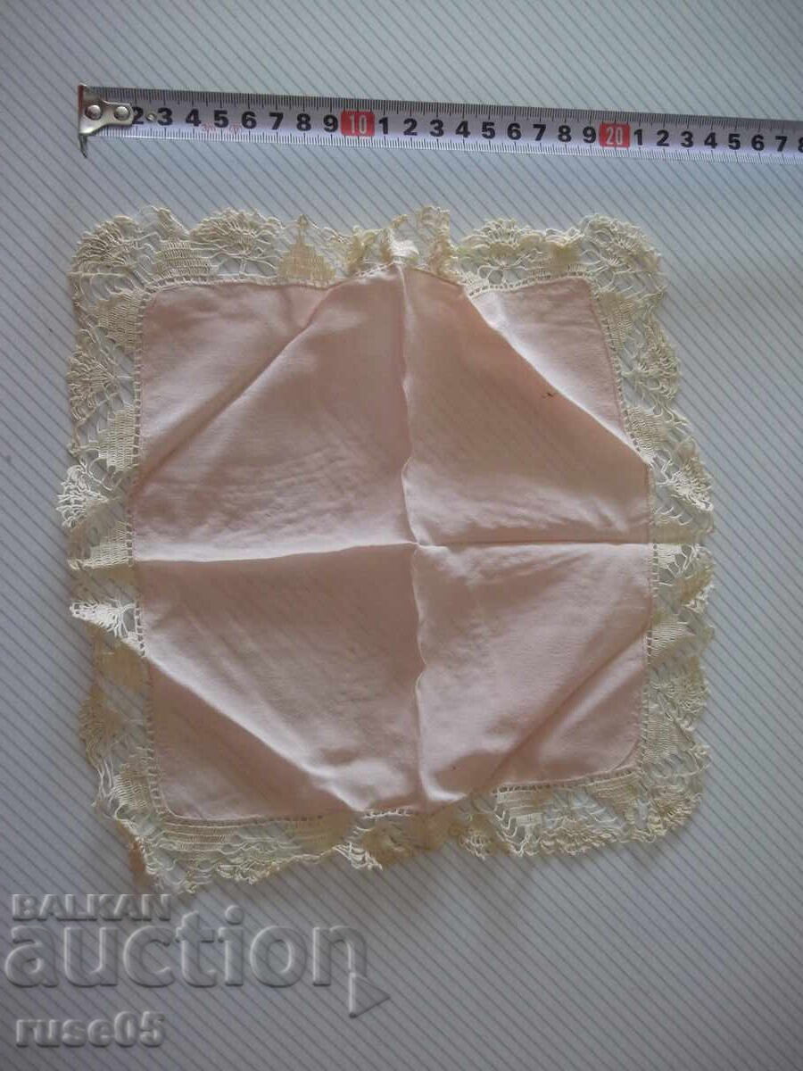 Livrarea Lot de 4 batiste de damă cu dantelă la 1 croșetă