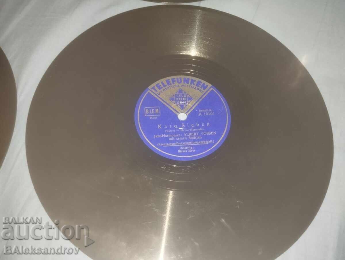 Delivery of Lot of old bakelite records Delivery of Lot of old bakelite records