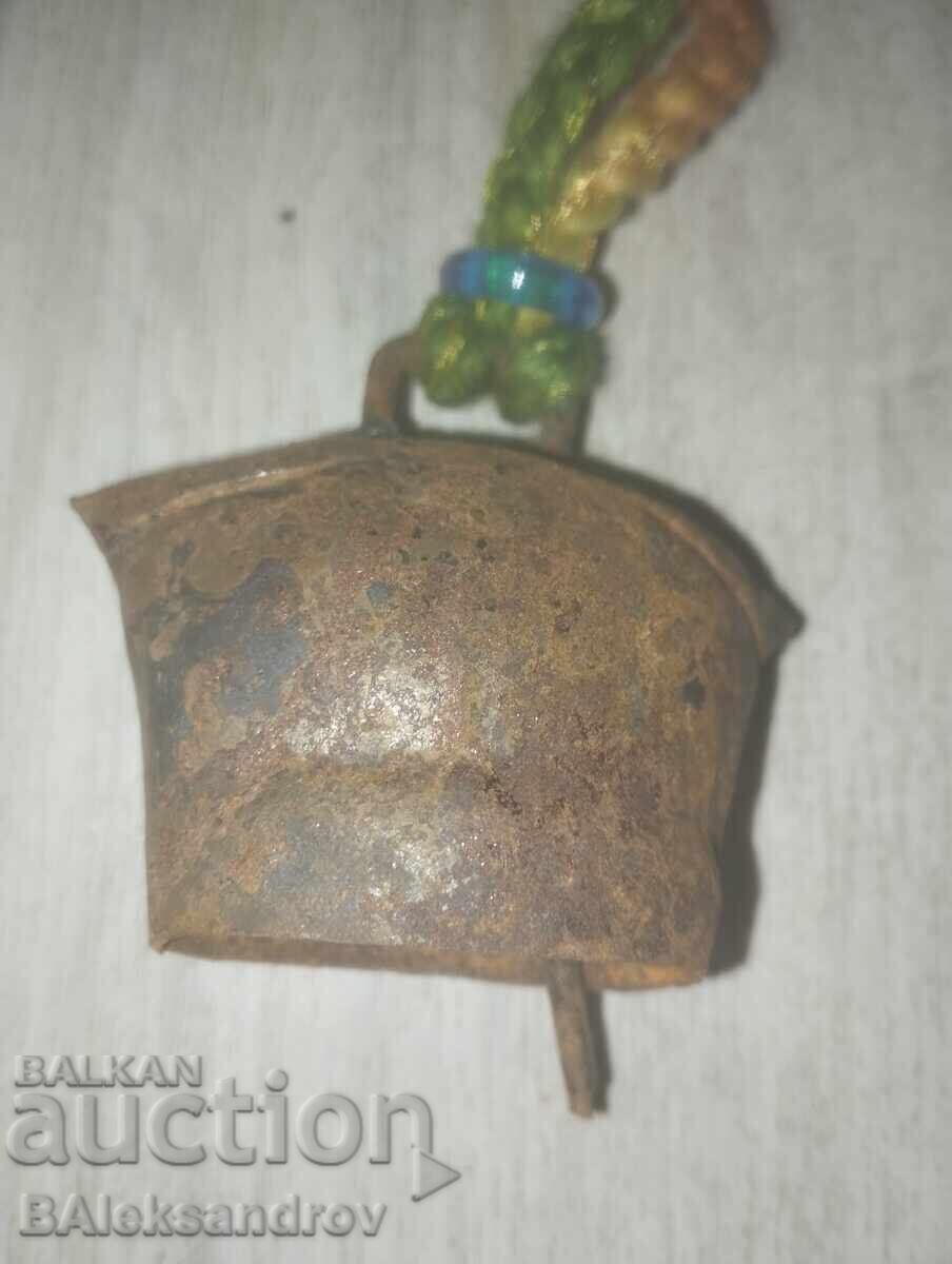 Хлопка с цена 6.00 лв. | € 3.07 Хлопка с цена 6.00 лв. | € 3.07