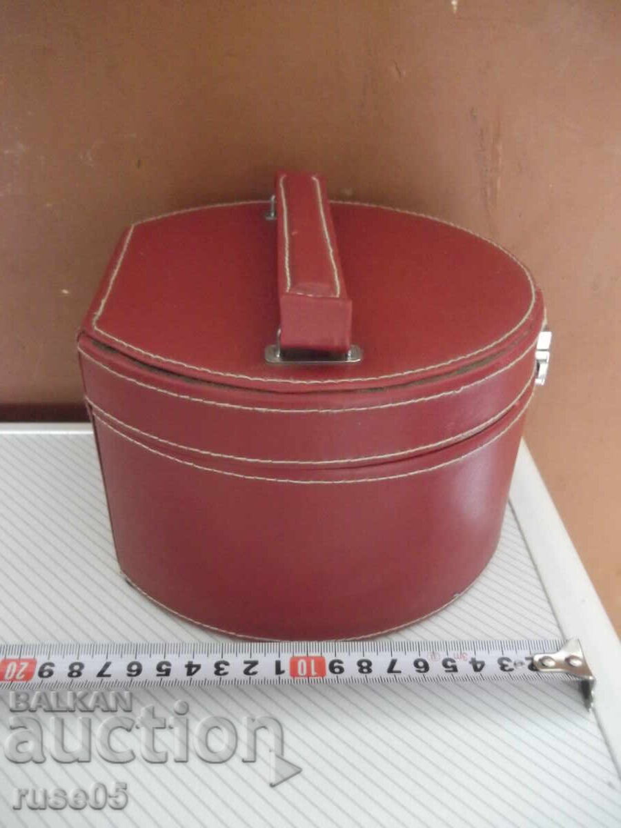 Γυναικεία τσάντα με τιμή 10.00 BGN | € 5.11