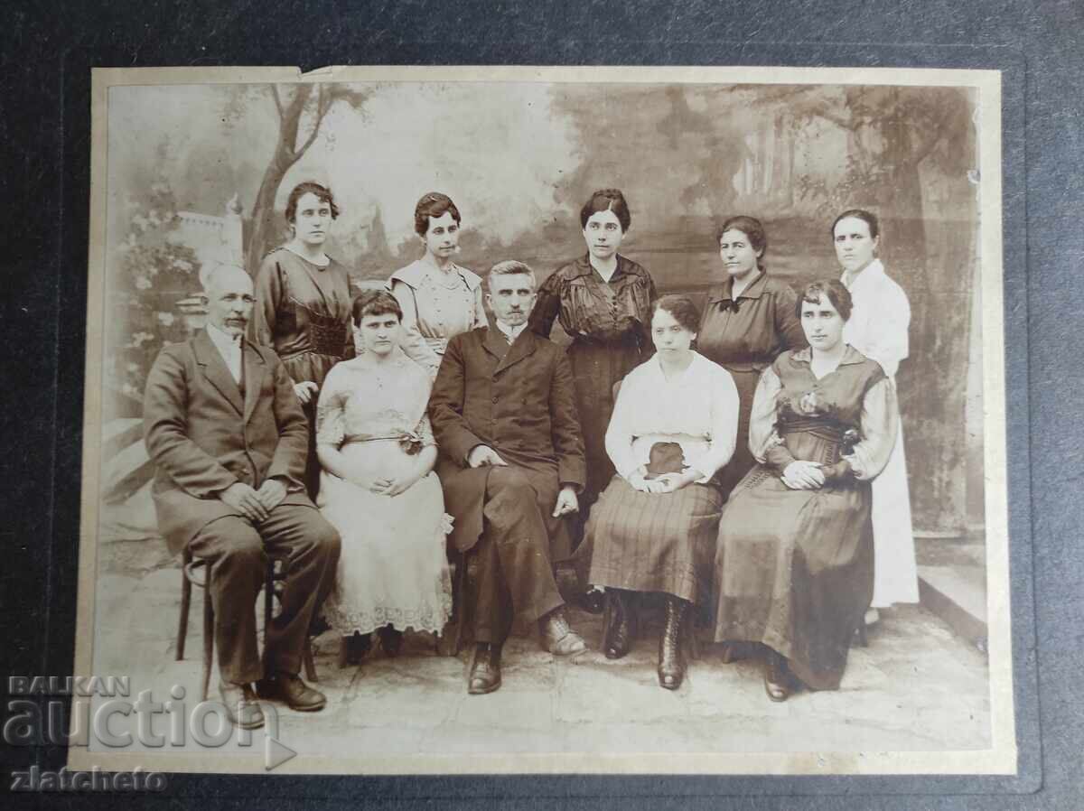 Παλιό φωτογραφικό χαρτόνι Βασίλειο της Βουλγαρίας - με τιμή 50.00 BGN | € 25.56 Παλιό φωτογραφικό χαρτόνι Βασίλειο της Βουλγαρίας - με τιμή 50.00 BGN | € 25.56