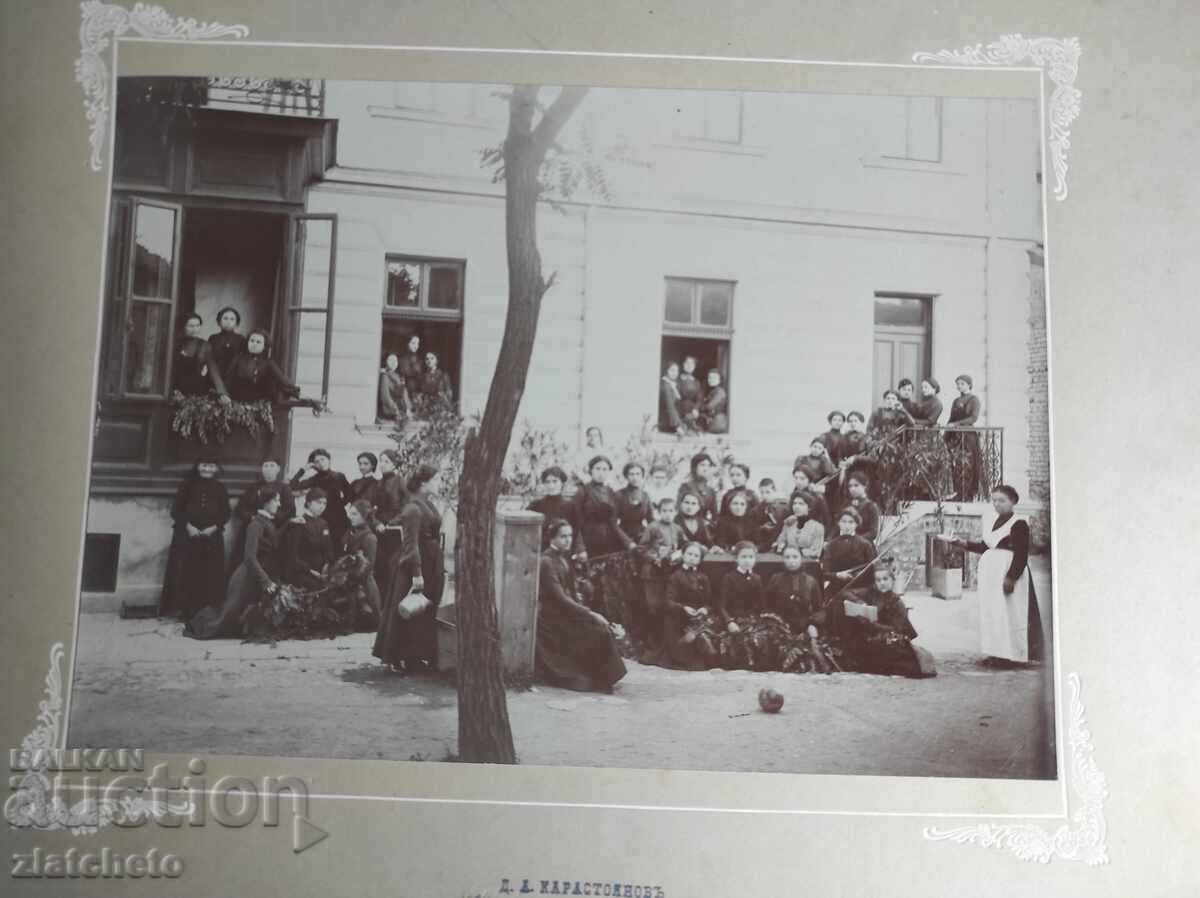 Carton foto vechi Regatul Bulgariei - cu preț 50.00 BGN | € 25.56 Carton foto vechi Regatul Bulgariei - cu preț 50.00 BGN | € 25.56