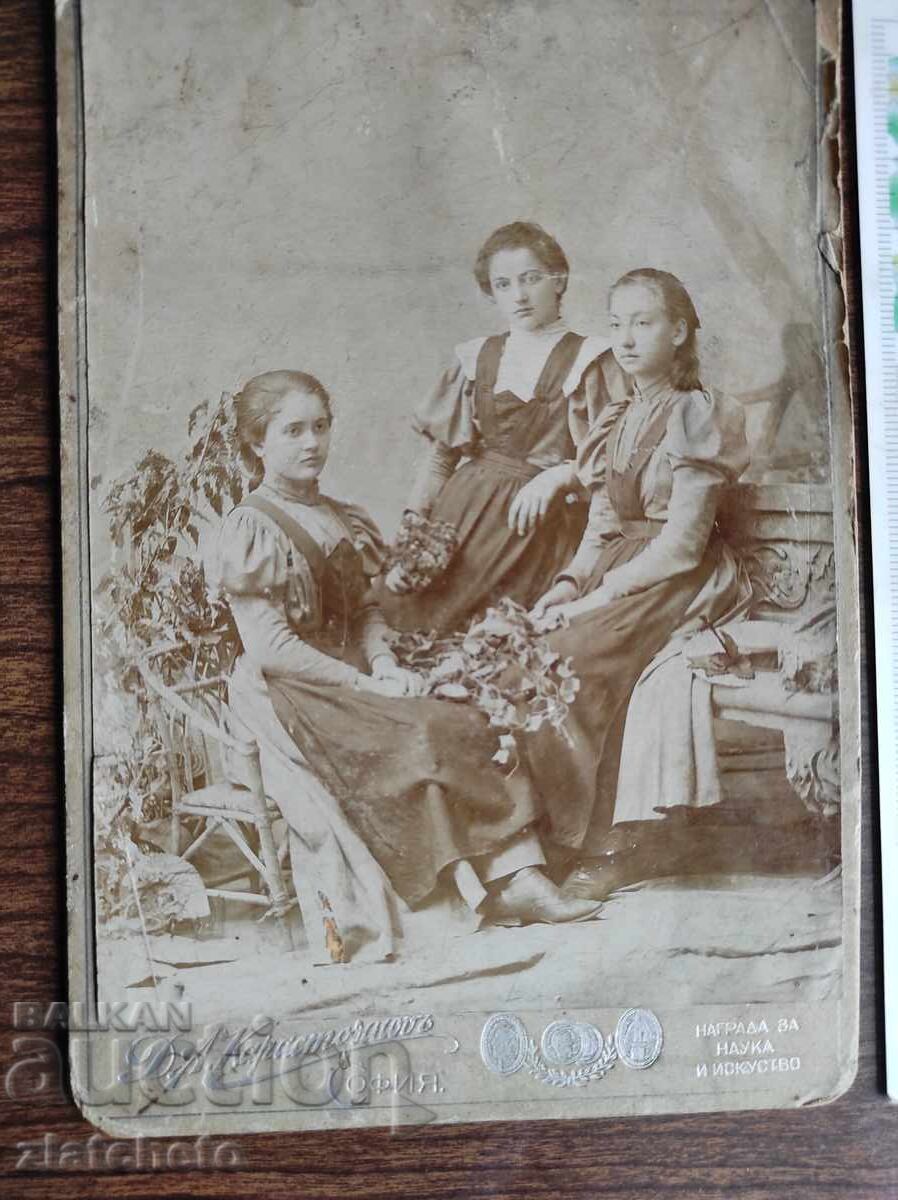 Παλιό φωτογραφικό χαρτόνι Βασίλειο της Βουλγαρίας - με τιμή 15.00 BGN | € 7.67 Παλιό φωτογραφικό χαρτόνι Βασίλειο της Βουλγαρίας - με τιμή 15.00 BGN | € 7.67