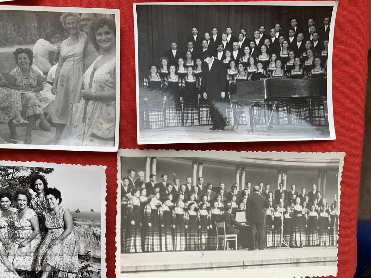 Delivery of Choir "Rodna pesen" 50s old photos 17 pcs Delivery of Choir "Rodna pesen" 50s old photos 17 pcs
