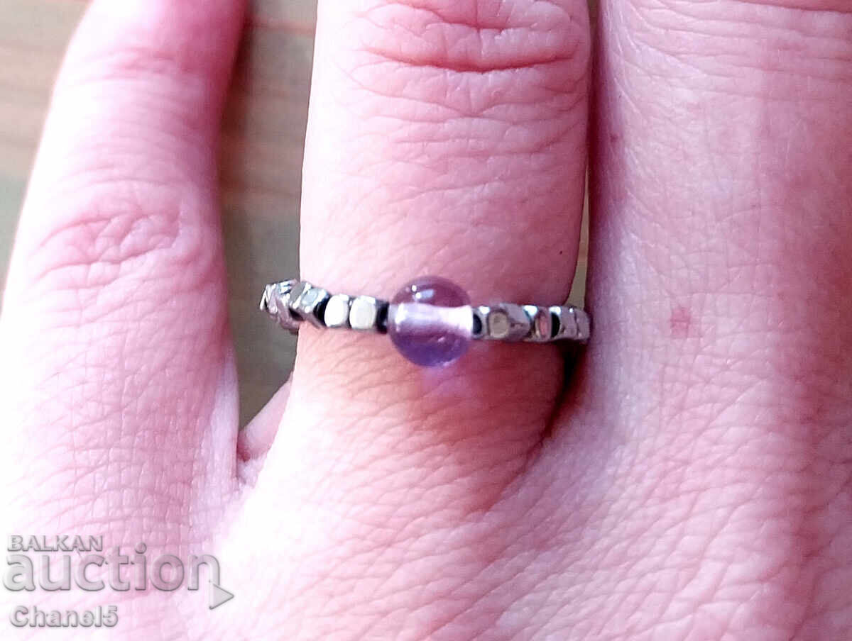 НЕЖЕН ПРЪСТЕН С ЕСТЕСТВЕН АМЕТИСТ И СТОМАНА (950) - 6