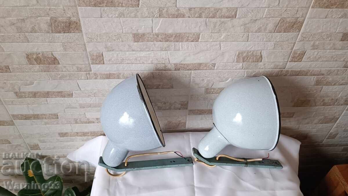 Livrarea Lămpi emailate vechi pentru perete sau tavan - №9 - Antichitate Livrarea Lămpi emailate vechi pentru perete sau tavan - №9 - Antichitate
