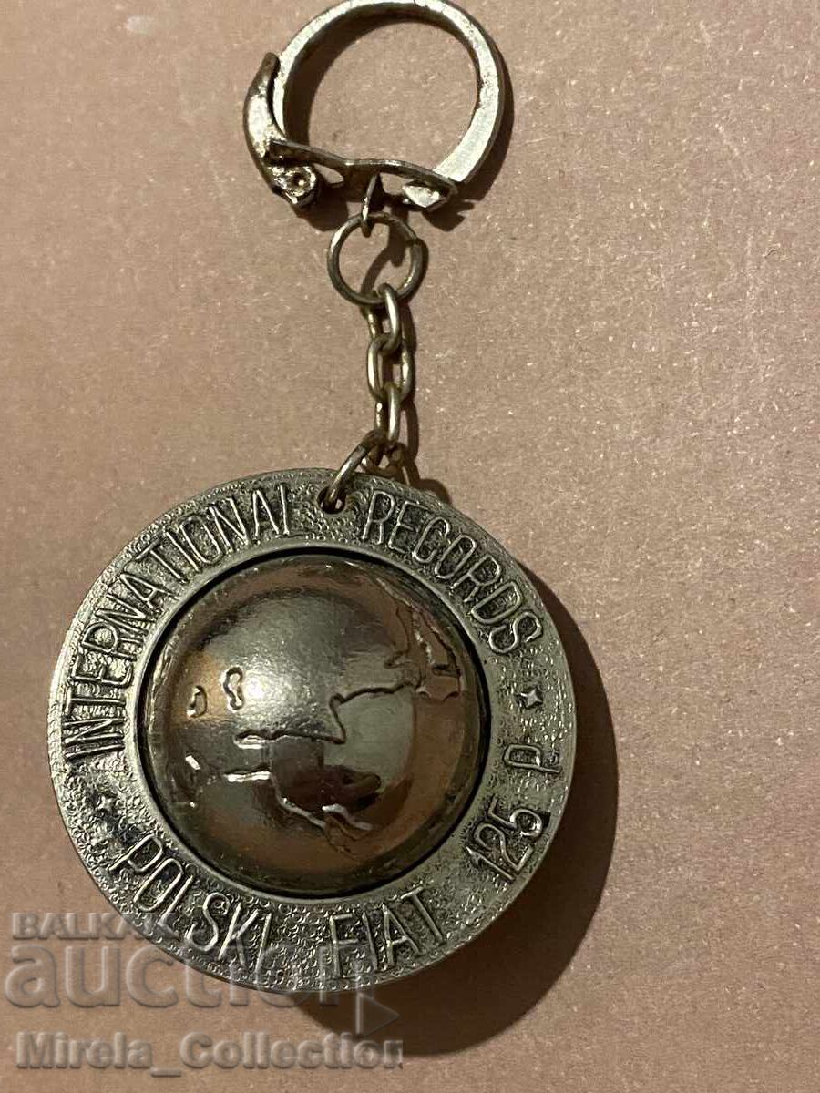 Vintage FIAT 125 P keychain - 5 Vintage FIAT 125 P keychain - 5