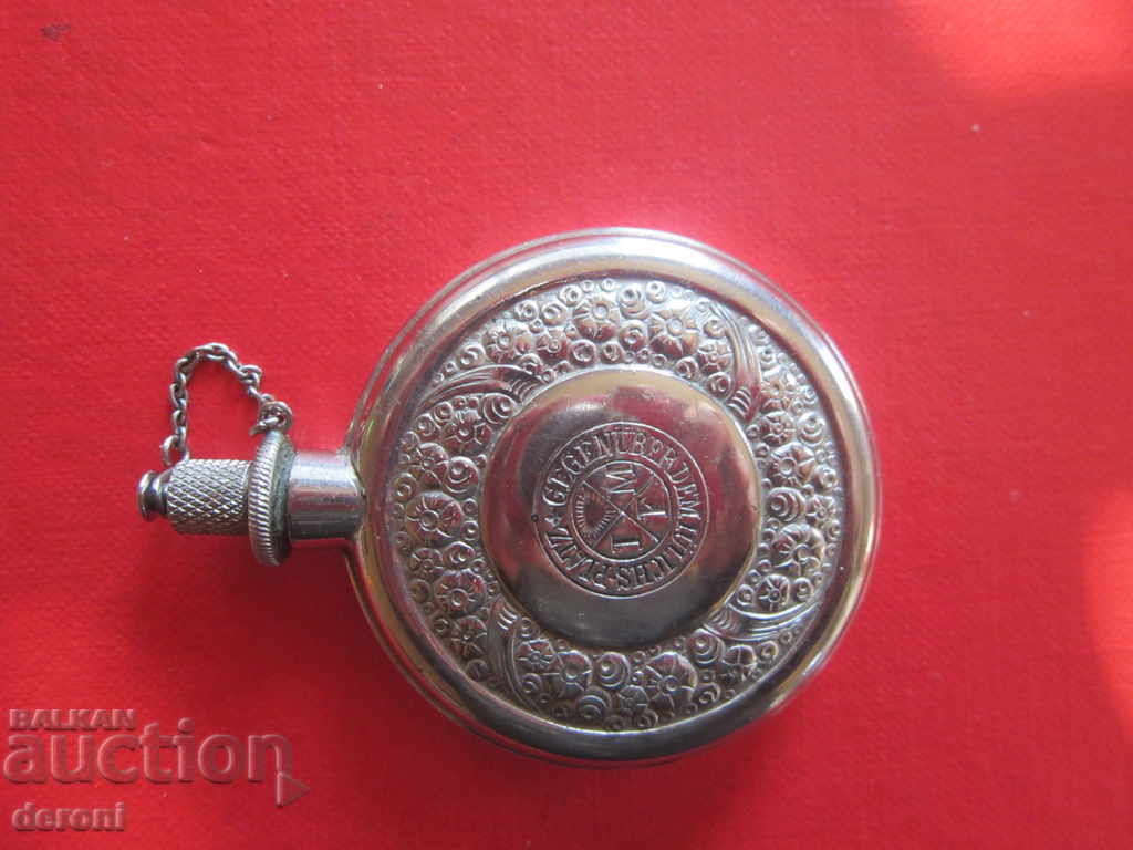 Auction  Amazing bottle bottle perfume label