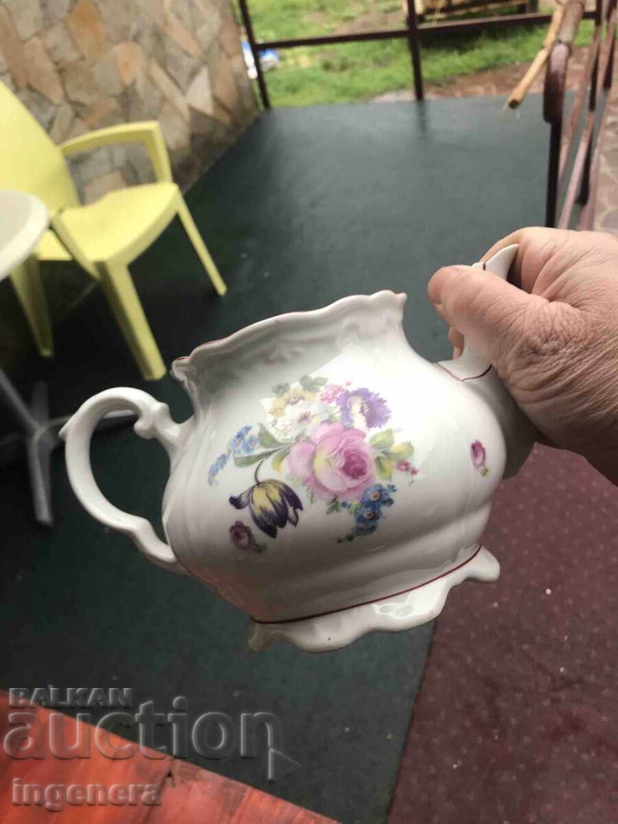 PORCELAIN TEAPOT BULGARIA LABEL with price 16.00 BGN | € 8.18 PORCELAIN TEAPOT BULGARIA LABEL with price 16.00 BGN | € 8.18