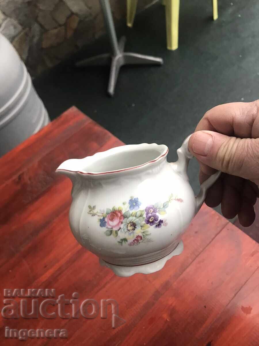 ПОРЦЕЛАН КАНА КАНИЧКА ЗА МЛЯКО БЪЛГАРИЯ ЕТИКЕТ ОТ СОЦА с цена 23.00 лв. | € 11.76