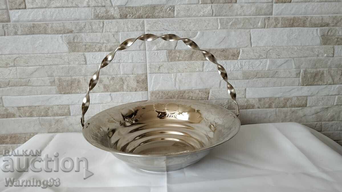 Метална фруктиера / панер от соц-а - НОВ с цена 24.00 лв. | € 12.27