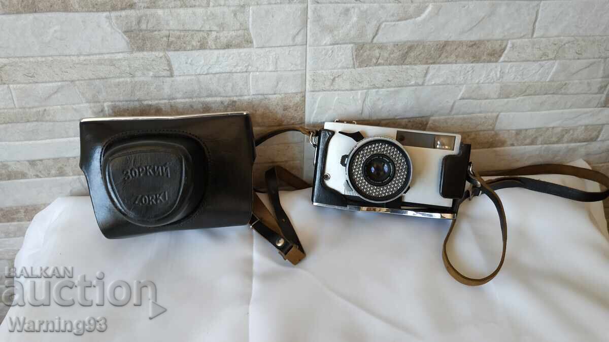 Old mechanical camera Zorki 10 - USSR - 7 Old mechanical camera Zorki 10 - USSR - 7