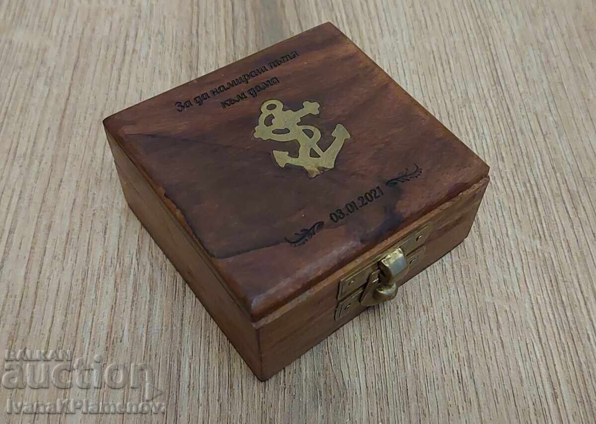 Wooden box with brass fittings for connoisseurs Wooden box with brass fittings for connoisseurs