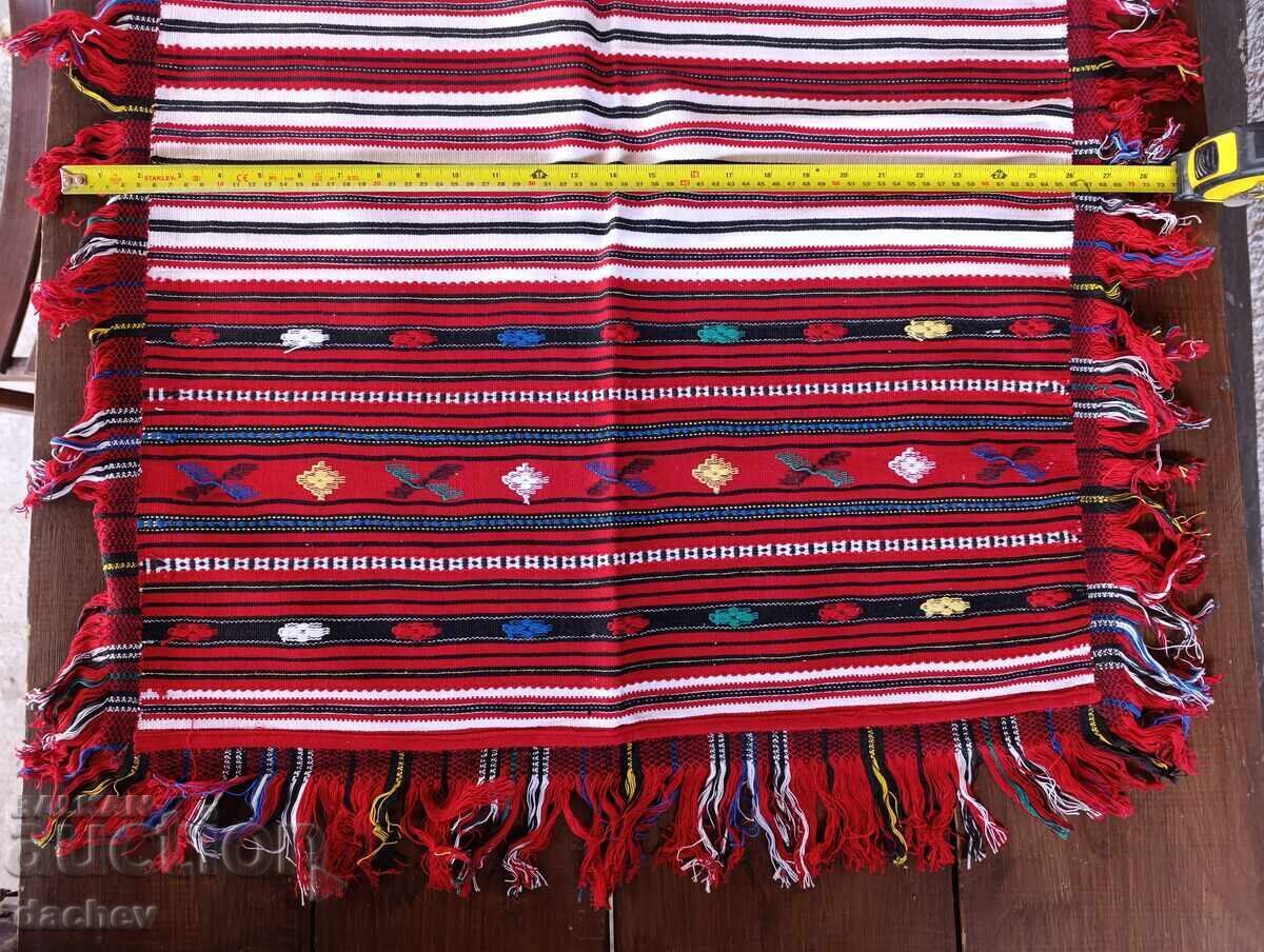 Licitație Veche COPERTĂ MARE Țesută Brodată Carouri Mehana - CA NOUĂ! Licitație Veche COPERTĂ MARE Țesută Brodată Carouri Mehana - CA NOUĂ!