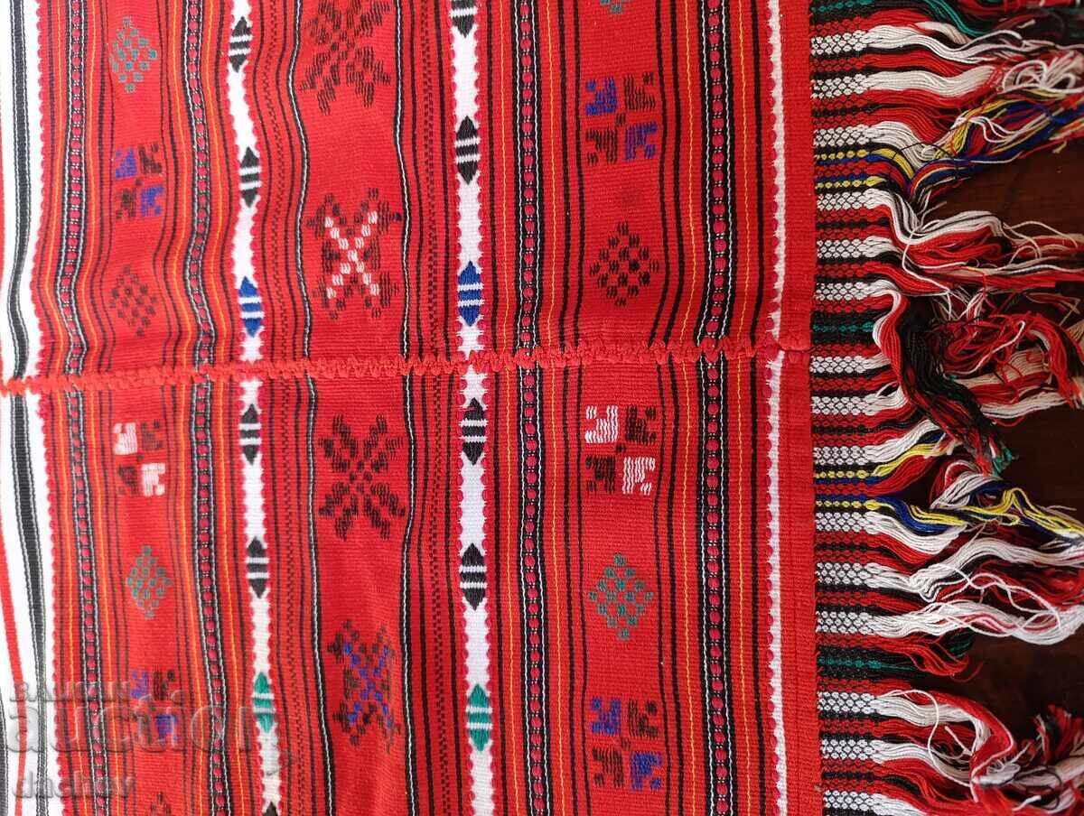 Veche COPERTĂ MARE Țesută Brodată Carouri Mehana - CA NOUĂ! - 5 Veche COPERTĂ MARE Țesută Brodată Carouri Mehana - CA NOUĂ! - 5