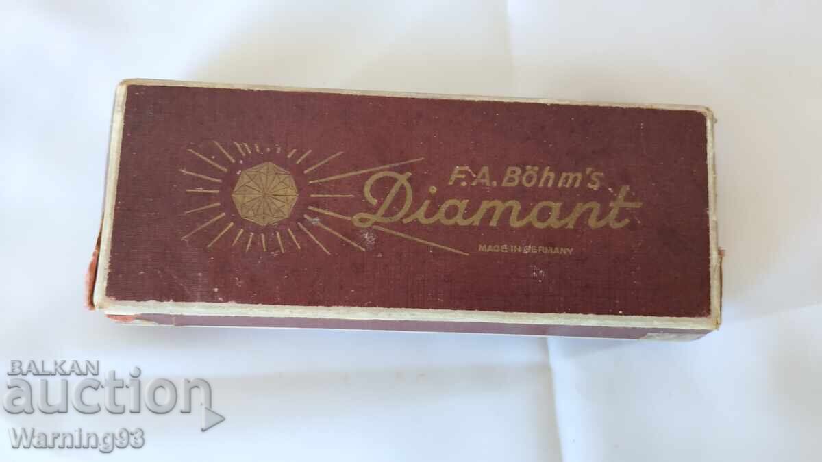 Licitație Vechi acordeon german - Diamant D.R.W.Z. - Fabricat în Germania Licitație Vechi acordeon german - Diamant D.R.W.Z. - Fabricat în Germania