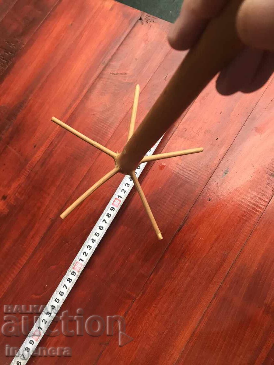 OLD WOODEN HAND MIXER - WHISK - WHIRL - ANTIQUE with price 12.00 BGN | € 6.14 OLD WOODEN HAND MIXER - WHISK - WHIRL - ANTIQUE with price 12.00 BGN | € 6.14