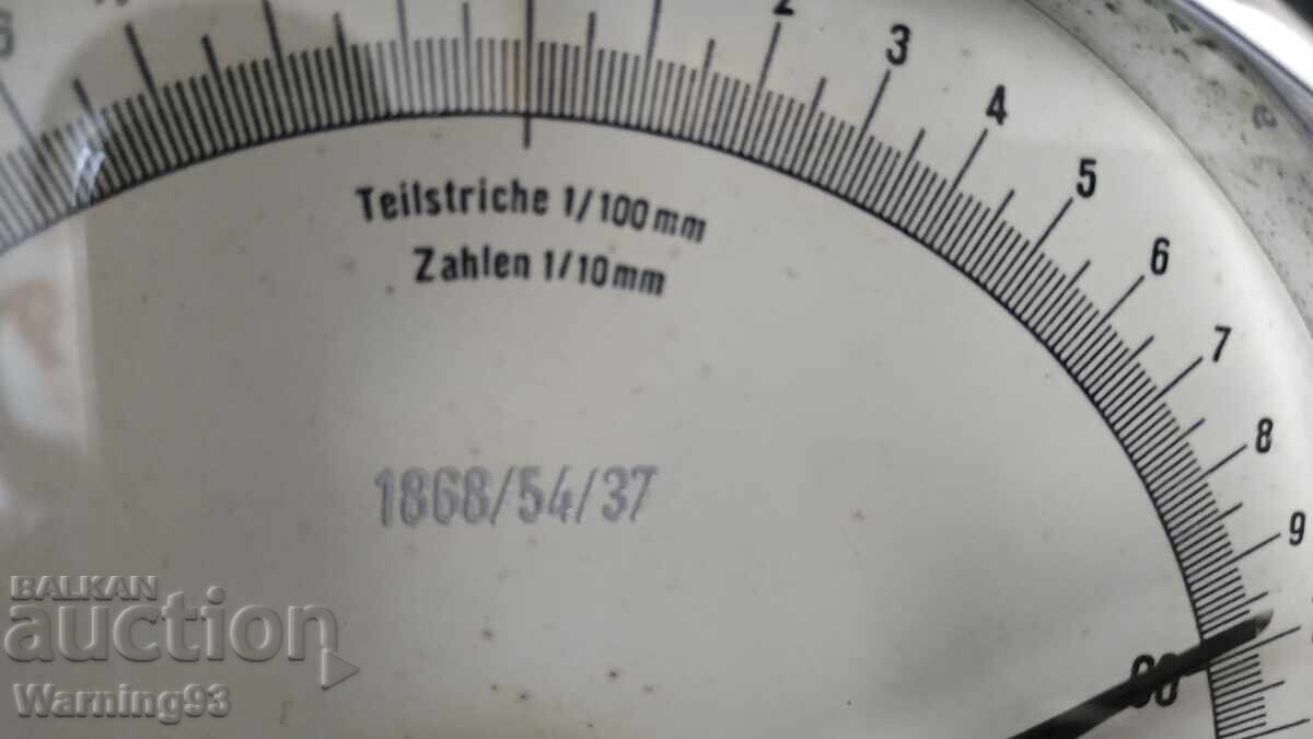 Delivery of Old Automatic Micrometer - WPM Leipzig - 1970 - Antique