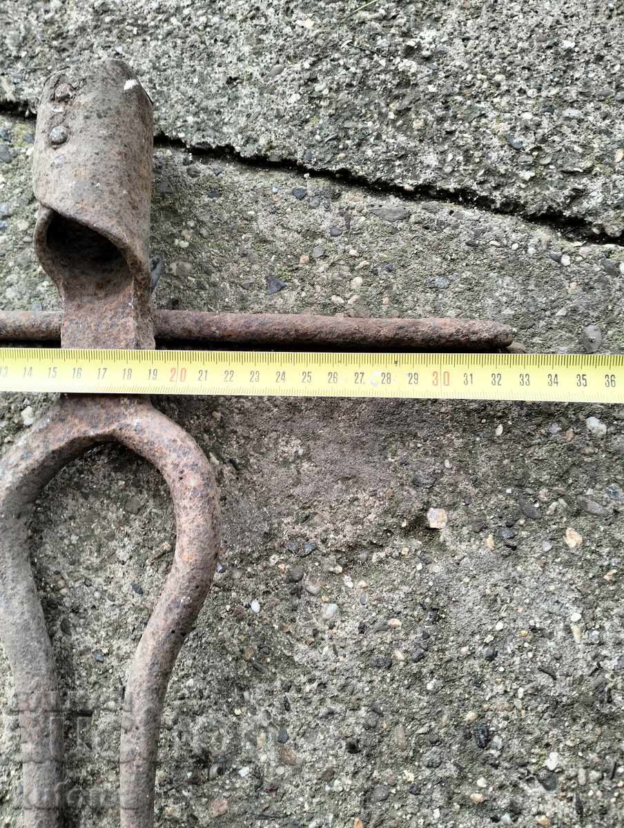 Beet Puller with price 29.99 BGN | € 15.33