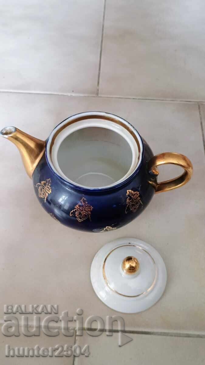 Căniță - 13/9 cm, URSS cu preț 29.95 BGN | € 15.31 Căniță - 13/9 cm, URSS cu preț 29.95 BGN | € 15.31