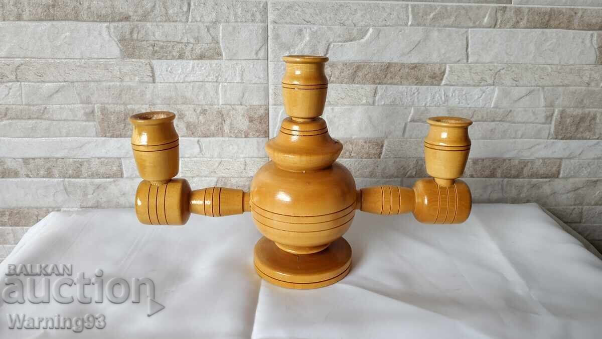 Παλιό ξύλινο τριπλό κηροπήγιο - Αντίκα Παλιό ξύλινο τριπλό κηροπήγιο - Αντίκα