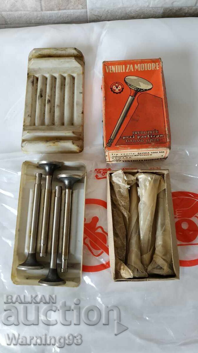 Delivery of Valve set for Skoda S100 and 1000MB - New Delivery of Valve set for Skoda S100 and 1000MB - New