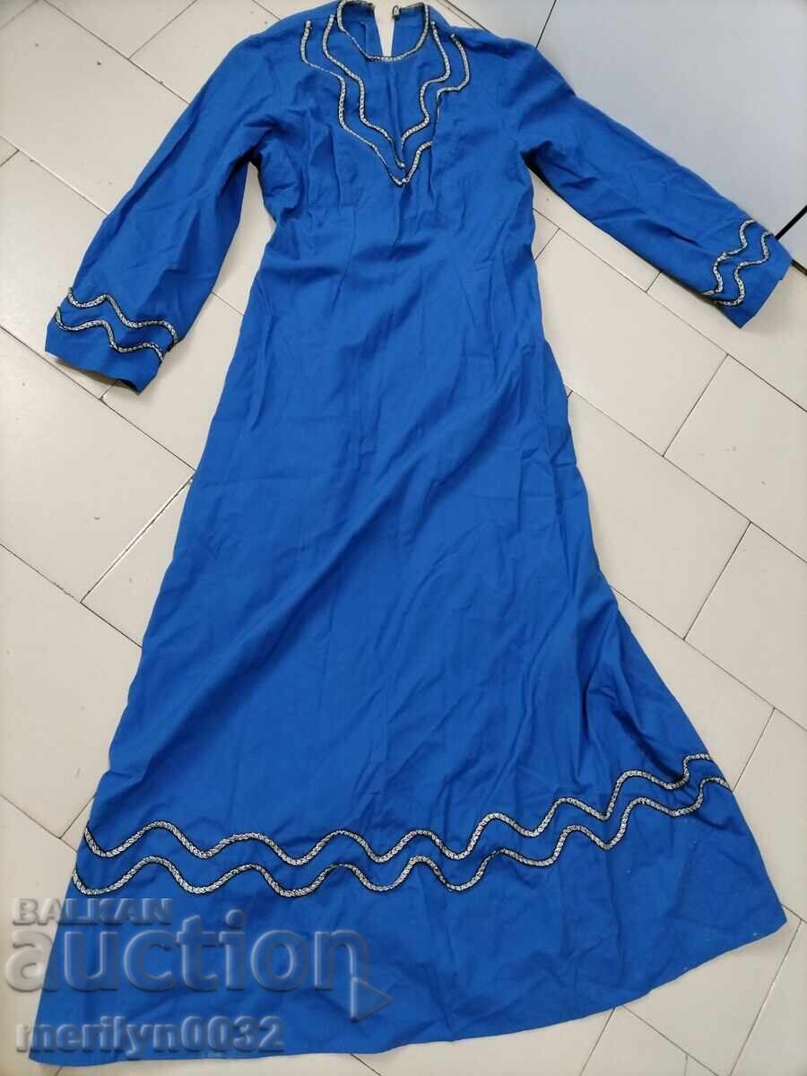 Стар сукман рокля риза носия