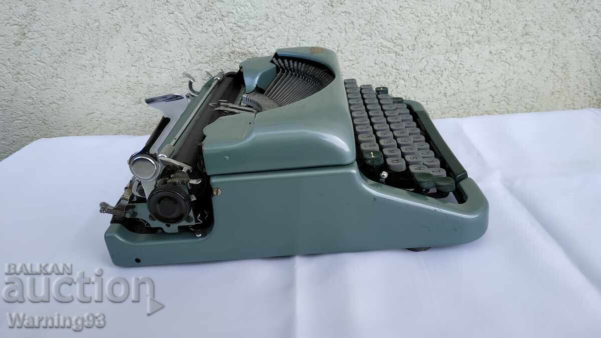 Παράδοση Γραφομηχανή Imperial Good Companion 4 - Made in England