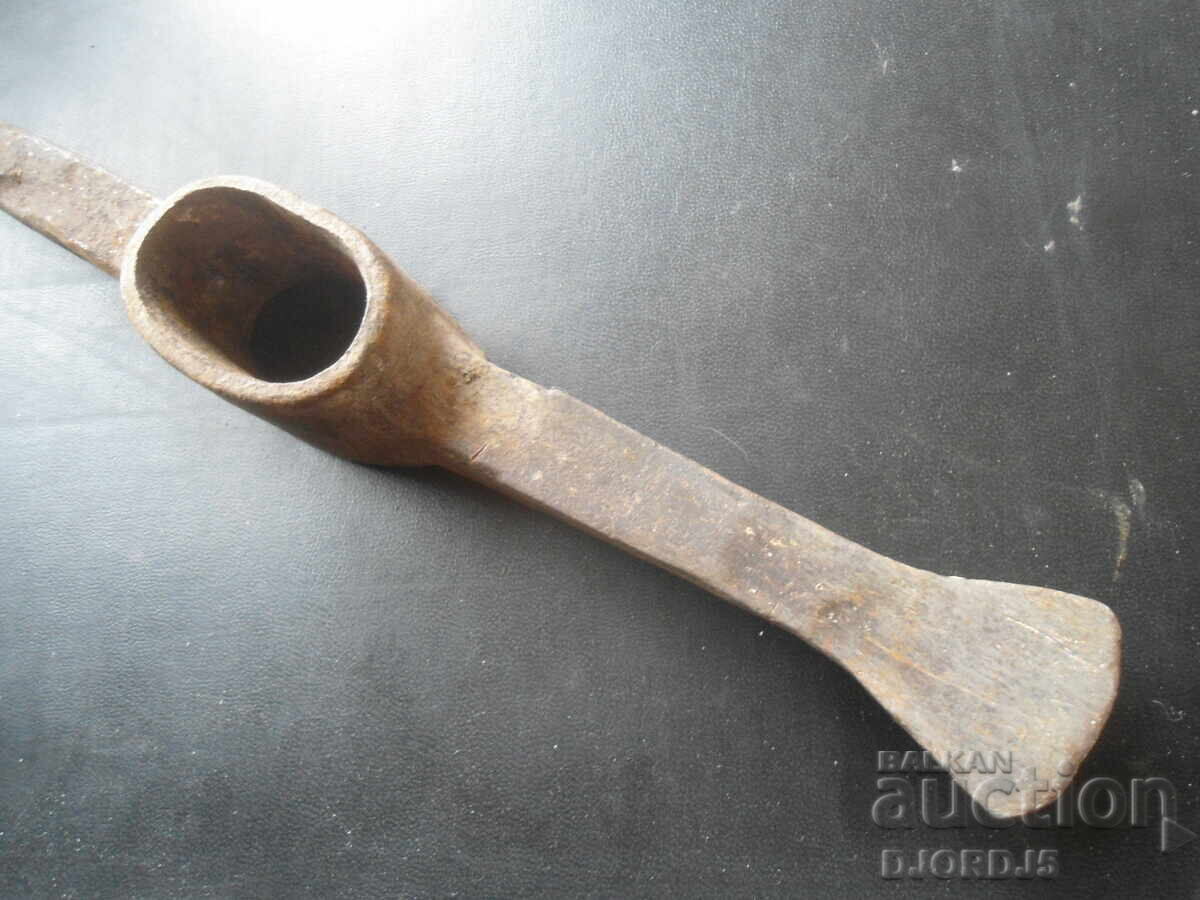 Licitație Bătrânul Kirkbeard Licitație Bătrânul Kirkbeard